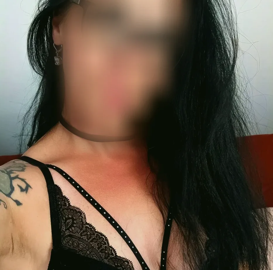 Amy, 36