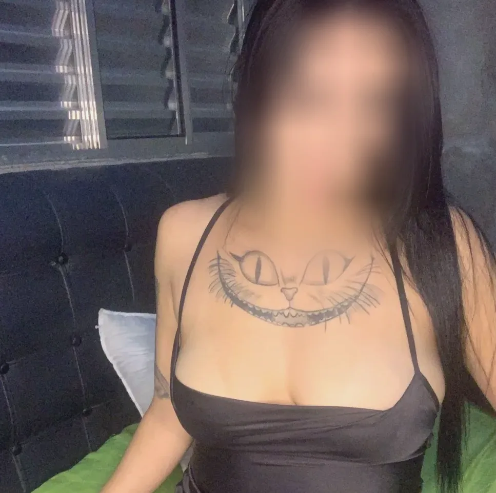 Hannah, 27