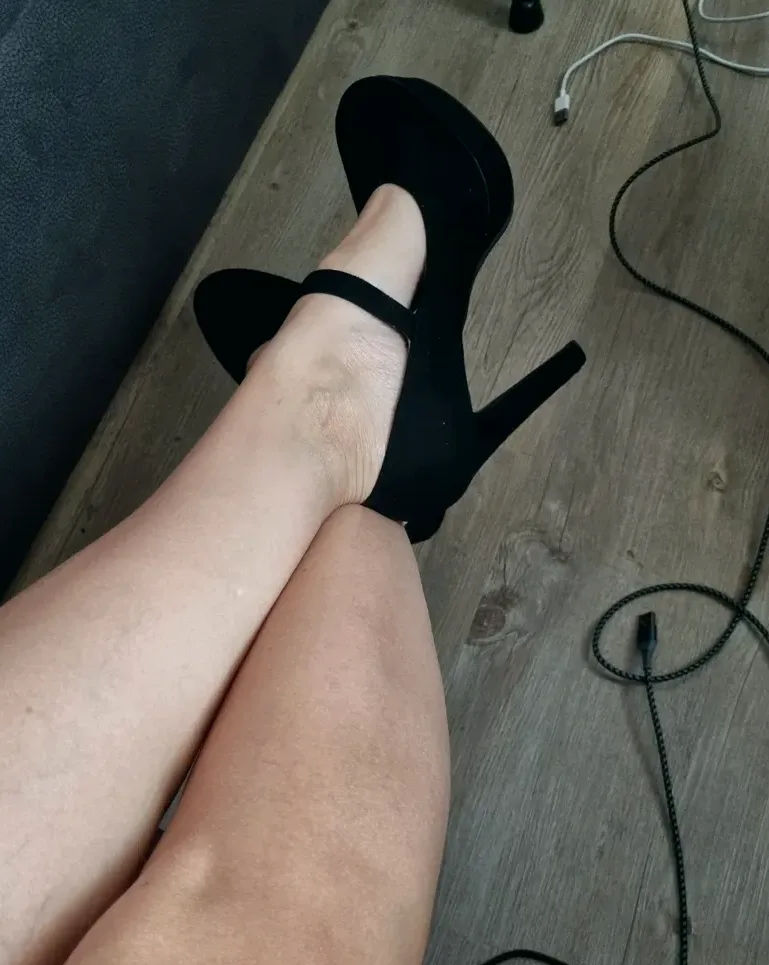 Michelle, 38