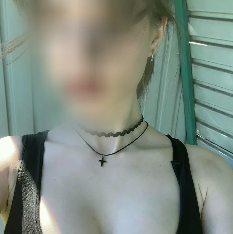 Stacey, 21